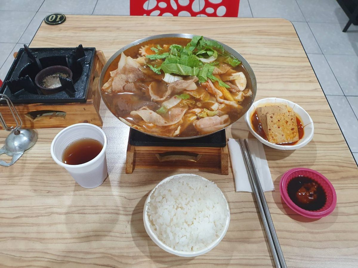 【台北萬華】一品咕咚鍋 萬大路486巷弄內的平價小火鍋~高湯使用鮮蔬熬製~近果菜市場 - 第10張圖