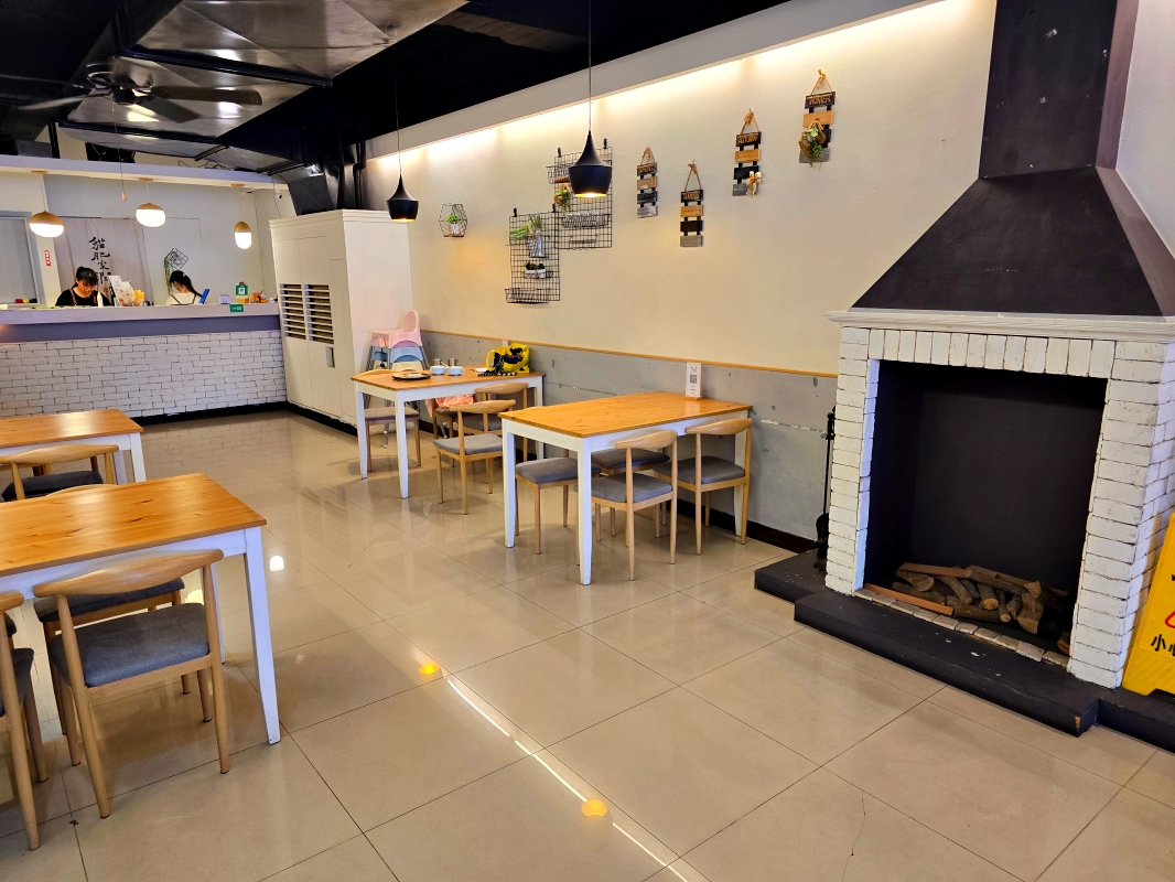 【新北樹林】Oni Pasta 平價義大利麵、燉飯、烤餅~自助吧吃到飽!近樹林火車後站 - 第2張圖