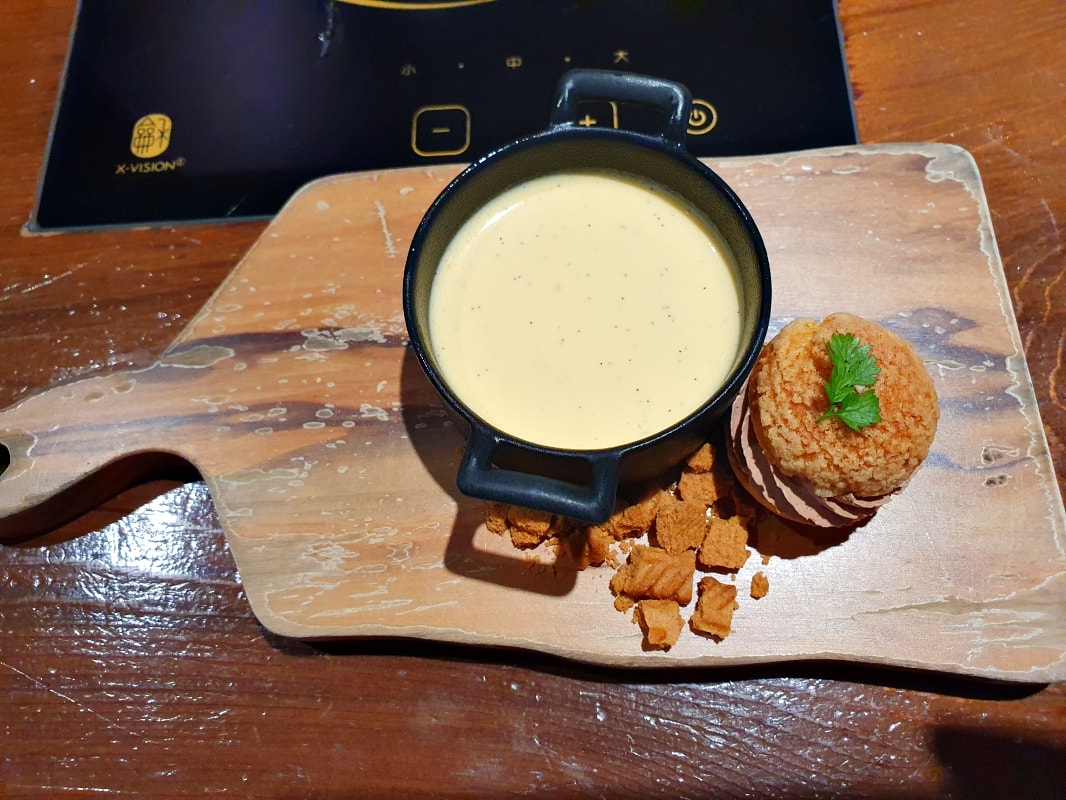 【台北信義】初衷小鹿 Deer’s hotpot Bistro 法式精緻鍋物!近捷運市政府站~適合約會餐廳 - 第41張圖