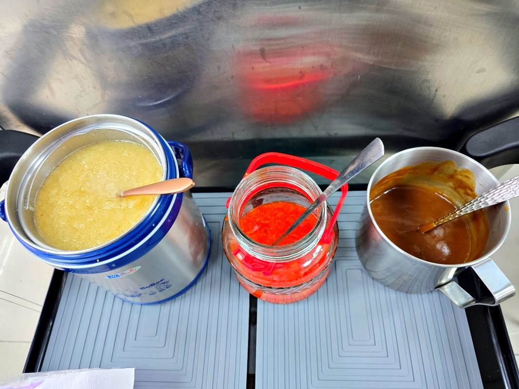 【台北萬華】鼎客來 喫油飯 呷羹麵 簡單的家常美味 內用免費冰紅茶(無糖)、冰開水暢飲 - 第6張圖