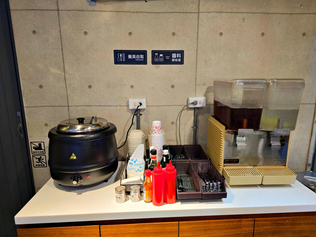 【台北萬華】老大廚房 平價牛排餐盒店~高品質原肉,濃湯、飲料吃到飽!近公車站大埔街 - 第5張圖