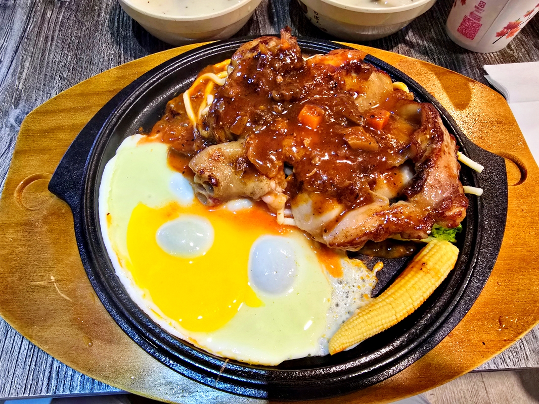 【台北萬華】老大廚房 平價牛排餐盒店~高品質原肉,濃湯、飲料吃到飽!近公車站大埔街 - 第10張圖