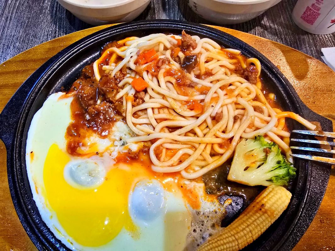 【台北萬華】老大廚房 平價牛排餐盒店~高品質原肉,濃湯、飲料吃到飽!近公車站大埔街 - 第11張圖