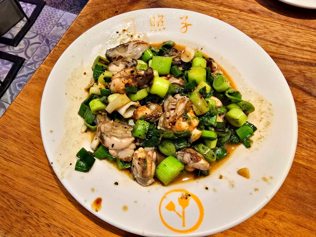 【台北萬華】周照子台灣鐵板清粥小菜 西門町台式鐵板燒~古早味地瓜粥.白飯、湯品、飲料吃到飽 - 第14張圖 【台北萬華】周照子台灣鐵板清粥小菜 西門町台式鐵板燒~古早味地瓜粥.白飯、湯品、飲料吃到飽